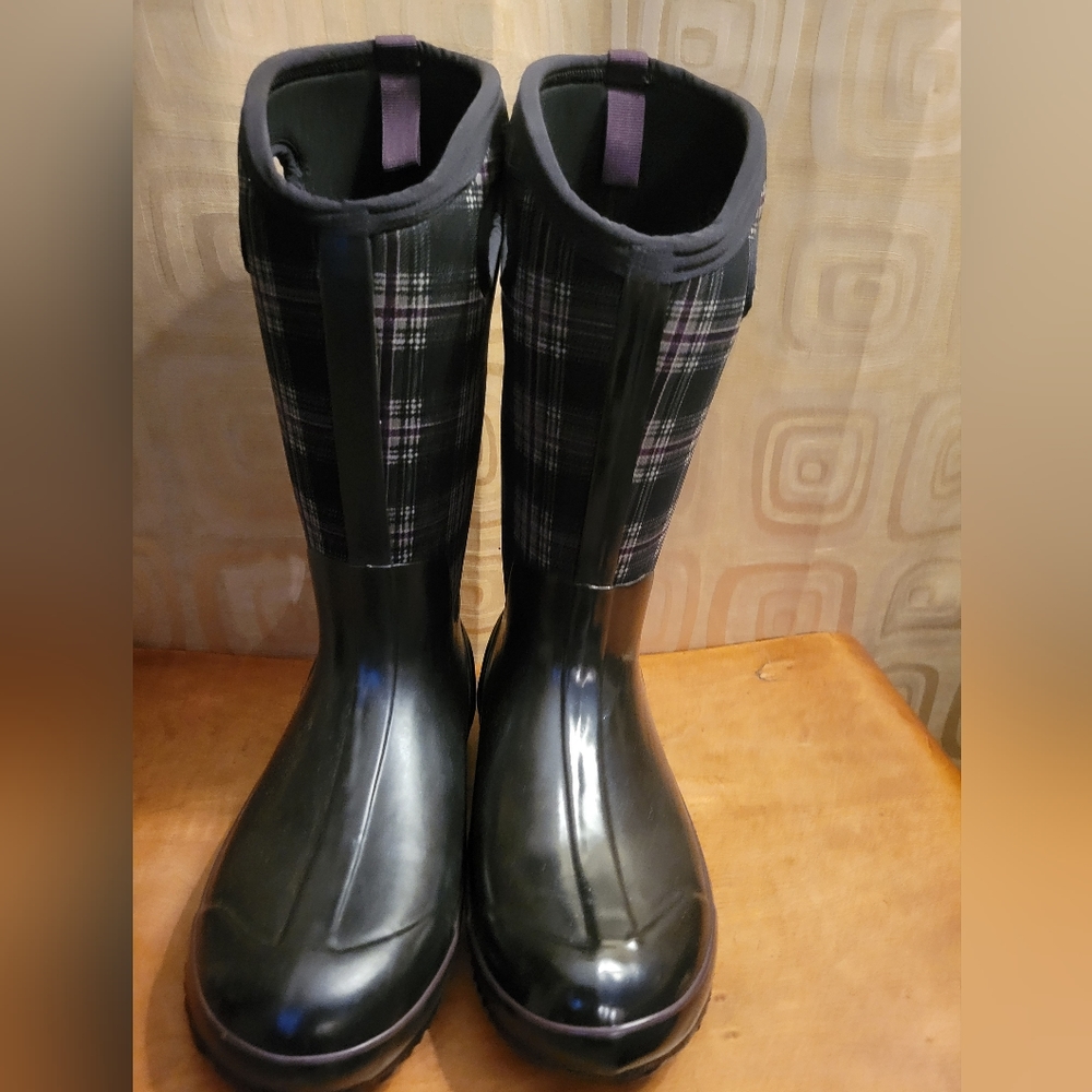 Bogs Women's Boots size 9
